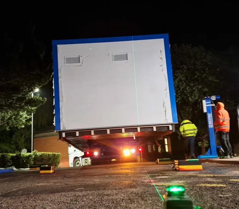 Medular unit moving into place